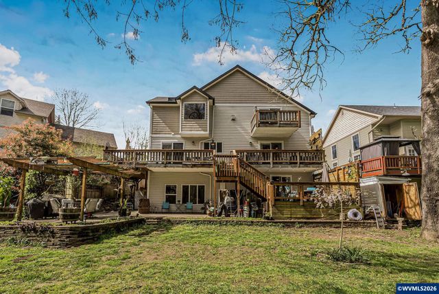 1760 SW Goucher Ct, Mcminnville, OR 97128