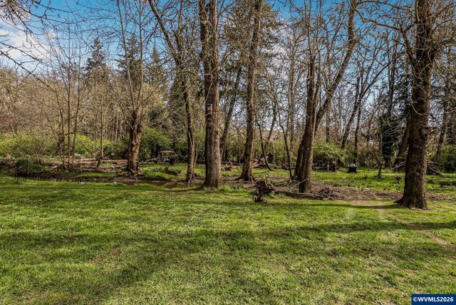 1760 SW Goucher Ct, Mcminnville, OR 97128