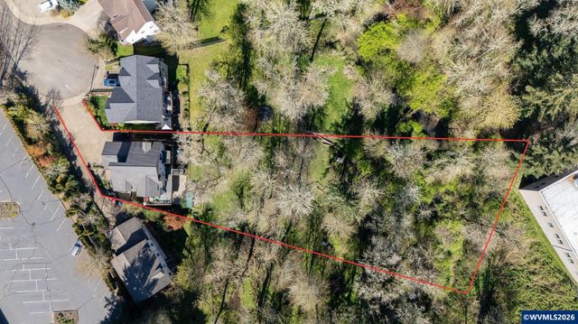 1760 SW Goucher Ct, Mcminnville, OR 97128