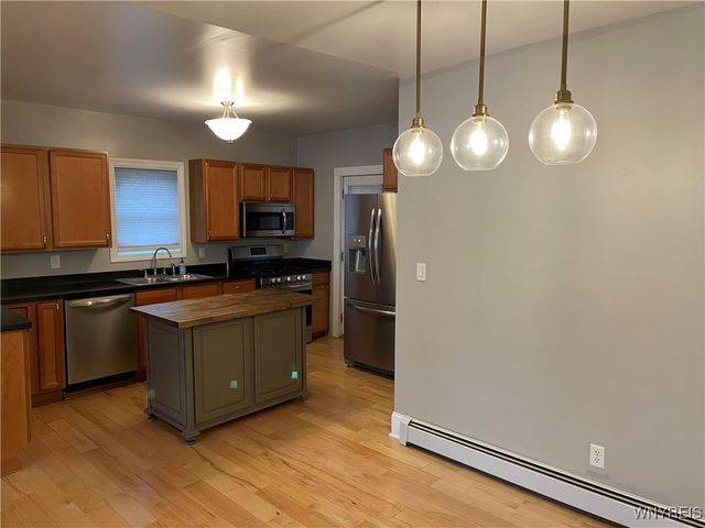 192 York Street, Buffalo, NY 14213