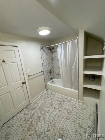 192 York Street, Buffalo, NY 14213