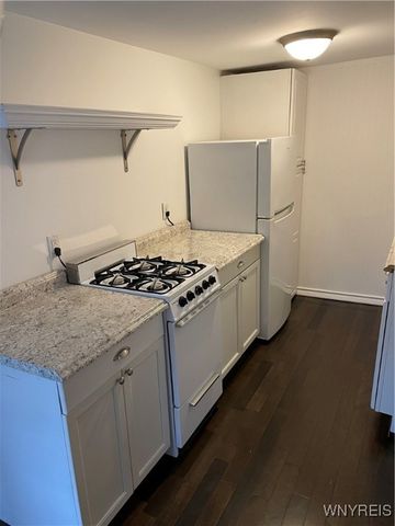 192 York Street, Buffalo, NY 14213