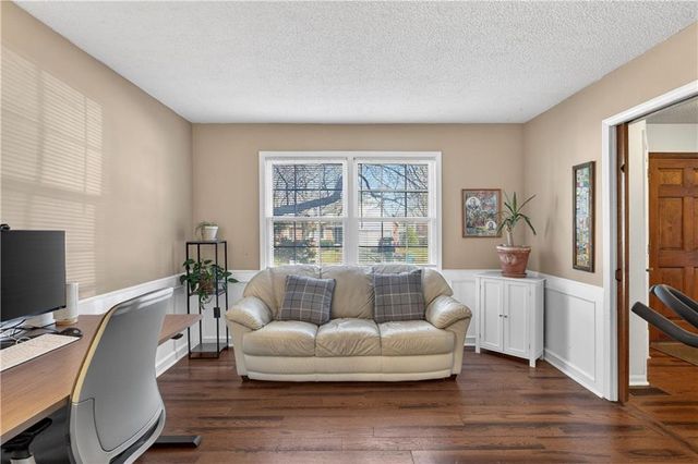 7936 Alden Street, Lenexa, KS 66215