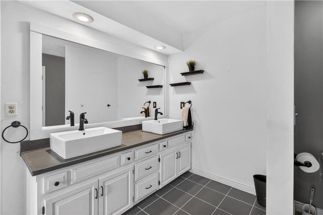 7936 Alden Street, Lenexa, KS 66215