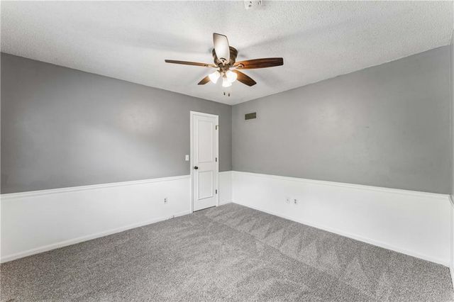 7936 Alden Street, Lenexa, KS 66215