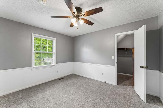 7936 Alden Street, Lenexa, KS 66215