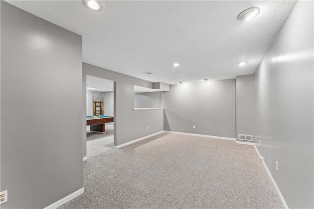 7936 Alden Street, Lenexa, KS 66215