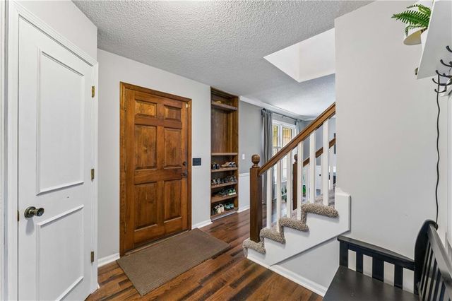 7936 Alden Street, Lenexa, KS 66215