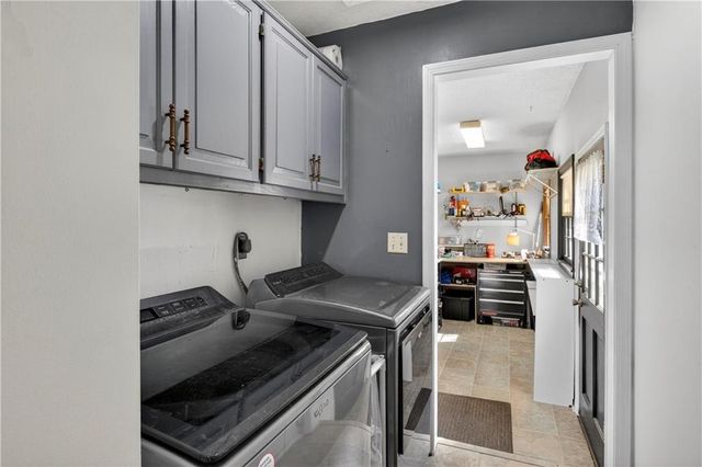 7936 Alden Street, Lenexa, KS 66215