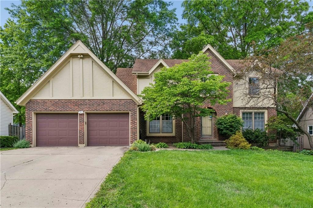 7936 Alden Street, Lenexa, KS 66215
