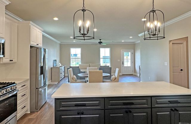 6150 D'une Terre Ave, Baton Rouge, LA 70806