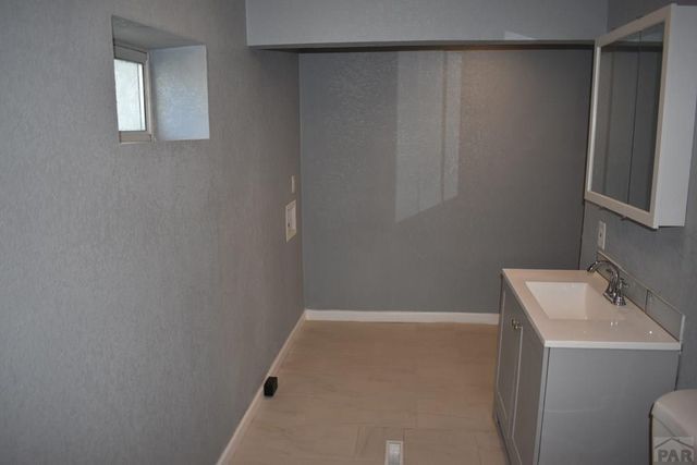 309 Lincoln Ave, La Junta, CO 81050