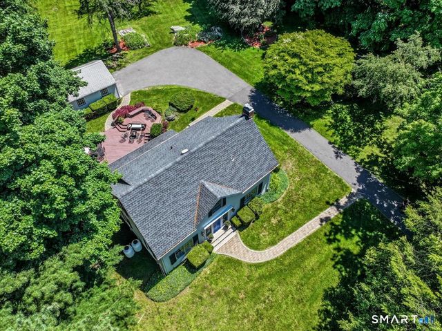 203 Whisconier Road, Brookfield, CT 06804