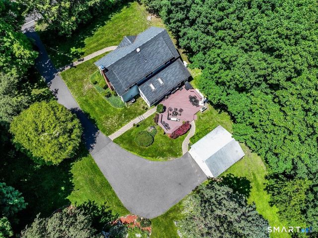 203 Whisconier Road, Brookfield, CT 06804