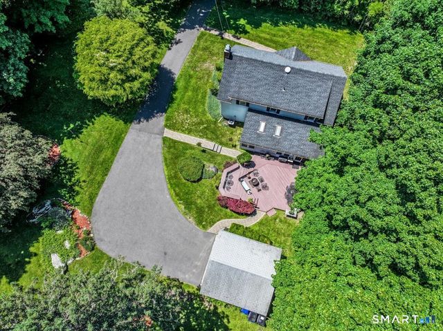 203 Whisconier Road, Brookfield, CT 06804