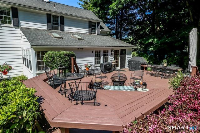 203 Whisconier Road, Brookfield, CT 06804