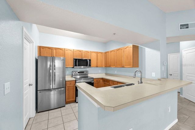 5125 PALM SPRINGS BOULEVARD 9205, Tampa, FL 33647