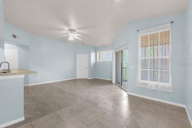 5125 PALM SPRINGS BOULEVARD 9205, Tampa, FL 33647