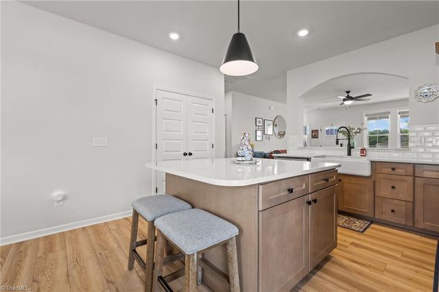 2740 Clear Lake Court, Winston-salem, NC 27106