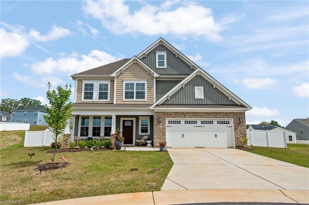 2740 Clear Lake Court, Winston-salem, NC 27106