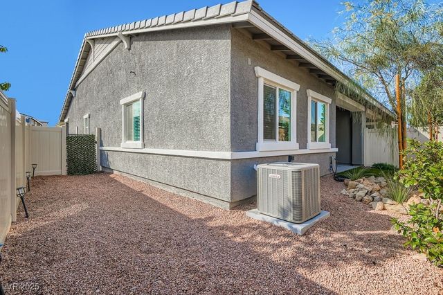 360 Canary Song Drive, Henderson, NV 89011
