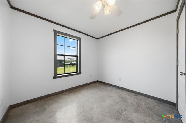 321 Avenue B B, Walnut Springs, TX 76690