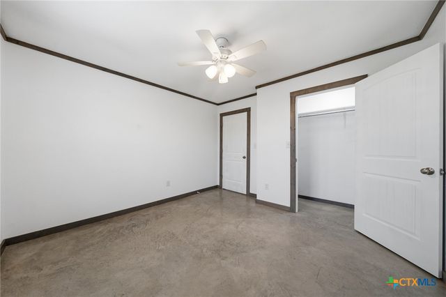 321 Avenue B B, Walnut Springs, TX 76690
