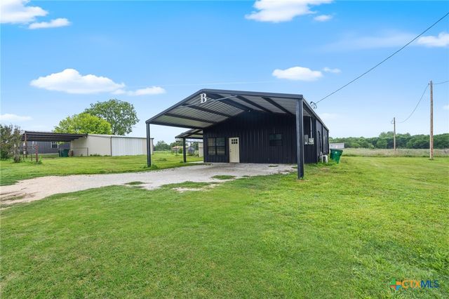 321 Avenue B B, Walnut Springs, TX 76690