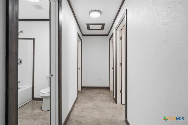 321 Avenue B B, Walnut Springs, TX 76690