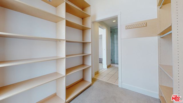 900 W Olympic Boulevard 33B, Los Angeles, CA 90015