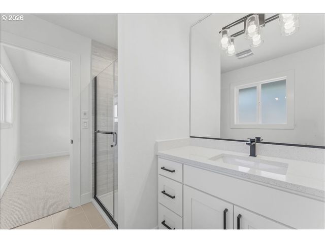 9545 Sw 90th Ave, Portland, OR 97223