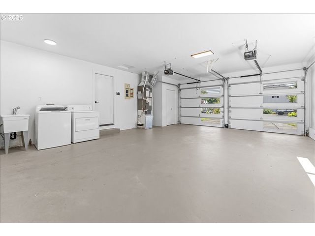 9545 Sw 90th Ave, Portland, OR 97223