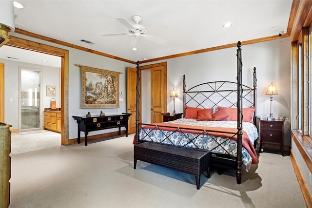 1924 Kensington Drive, Fort Worth, TX 76110