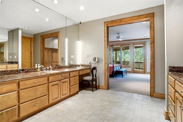 1924 Kensington Drive, Fort Worth, TX 76110