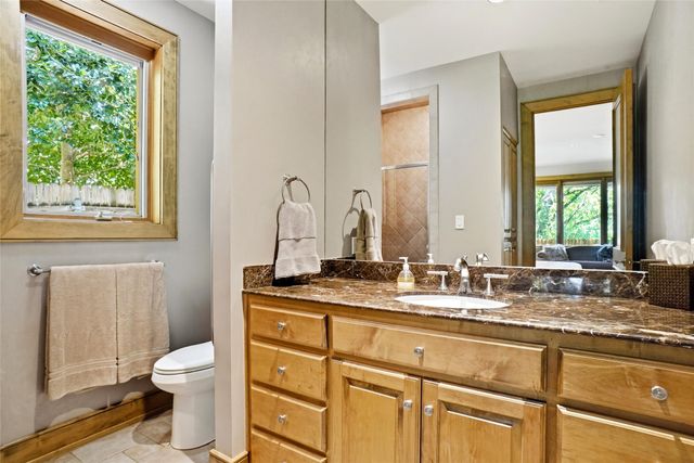 1924 Kensington Drive, Fort Worth, TX 76110
