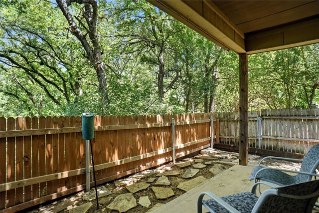 1924 Kensington Drive, Fort Worth, TX 76110