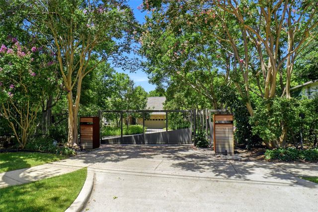 1924 Kensington Drive, Fort Worth, TX 76110