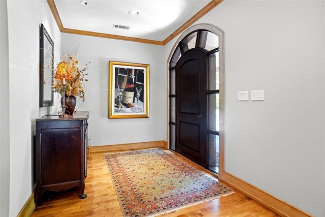 1924 Kensington Drive, Fort Worth, TX 76110