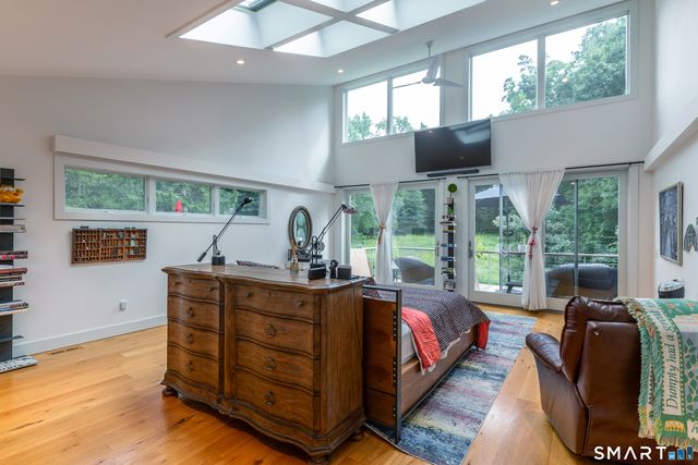 11 Gaffney Road, New Milford, CT 06776