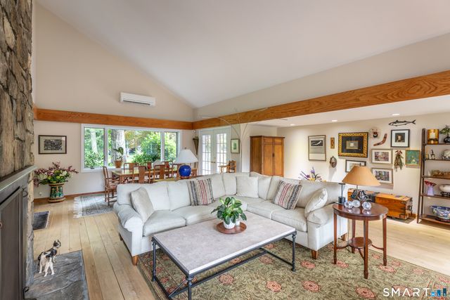 11 Gaffney Road, New Milford, CT 06776