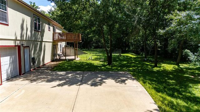 6375 SE Vollmer Drive, Lathrop, MO 64465