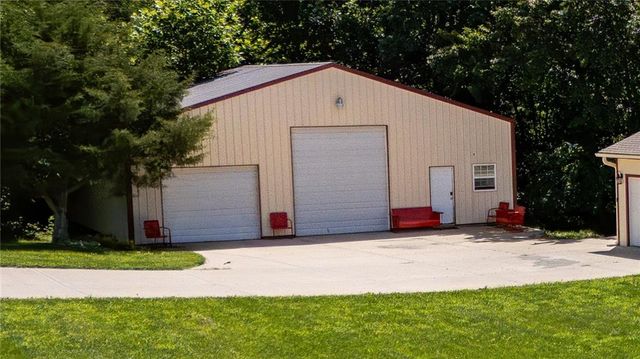 6375 SE Vollmer Drive, Lathrop, MO 64465