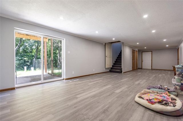 6375 SE Vollmer Drive, Lathrop, MO 64465