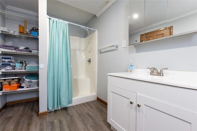 6375 SE Vollmer Drive, Lathrop, MO 64465