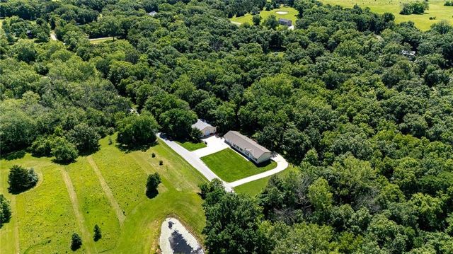 6375 SE Vollmer Drive, Lathrop, MO 64465