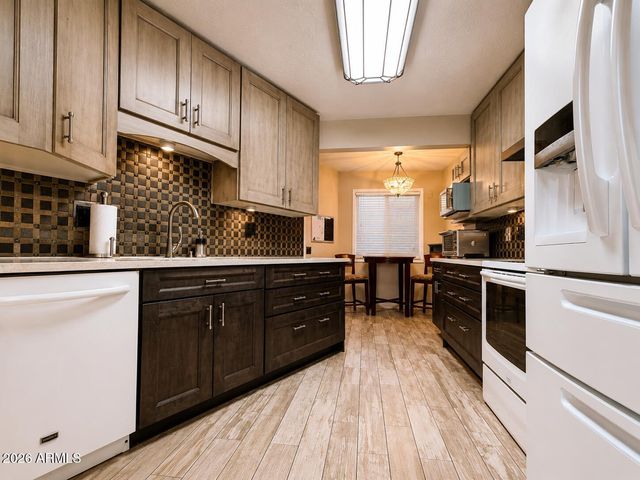 10165 W LOMA BLANCA Drive, Sun City, AZ 85351