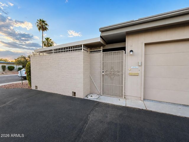 10165 W LOMA BLANCA Drive, Sun City, AZ 85351
