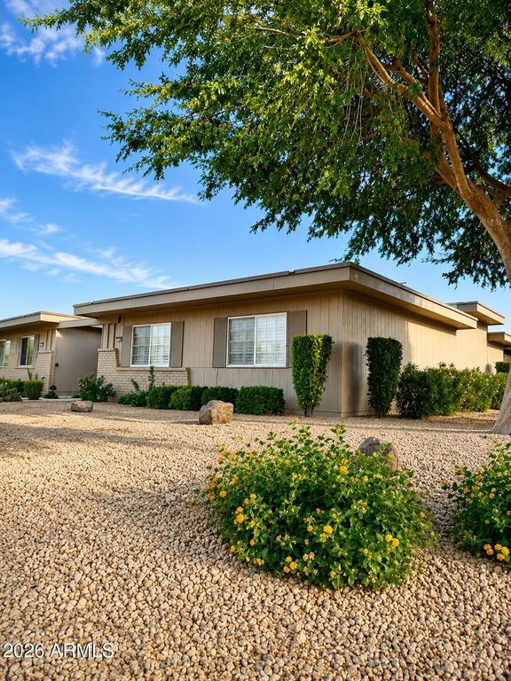 10165 W LOMA BLANCA Drive, Sun City, AZ 85351