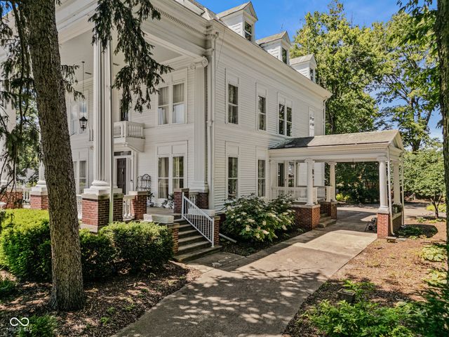 1210 16th Street, Columbus, IN 47201