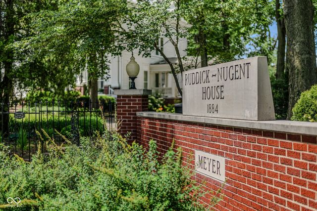 1210 16th Street, Columbus, IN 47201